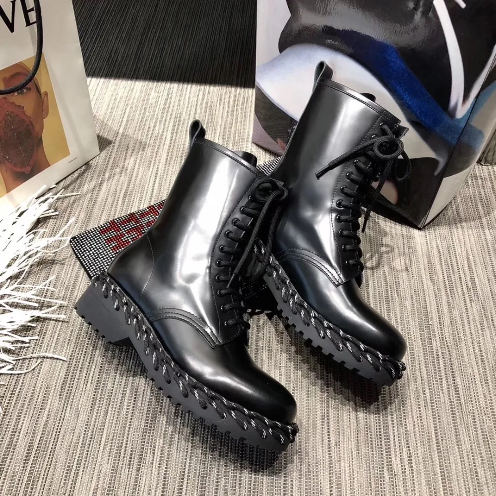 Zapatos de mujer; женские ботильоны из натуральной кожи черного цвета; модные шнурки; Ботинки martin с декором; сезон весна-зима; теплые короткие ботинки