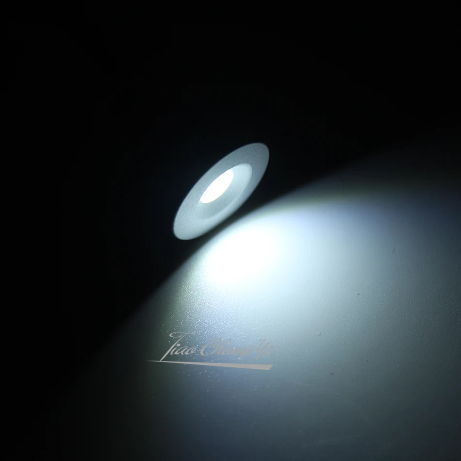 Светодиодный мини-Светильник направленного света встраиваемый точечный