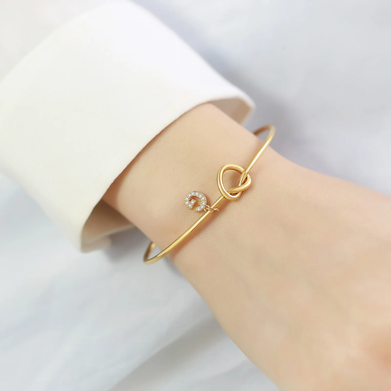 Оригинальный Браслет-манжета Love Knot из нержавеющей стали с буквенным принтом для