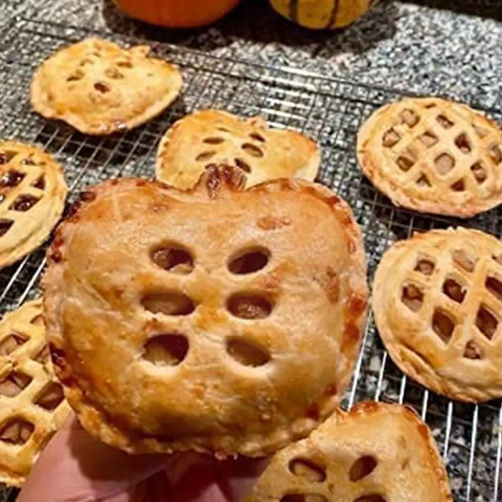 

Fall Hand Pie Molds Pumpkin Pie Cookie Molds Press Moulds Diy Christmas Tools Mold Baking Baking Plastic Dough Hallow Z4l1
