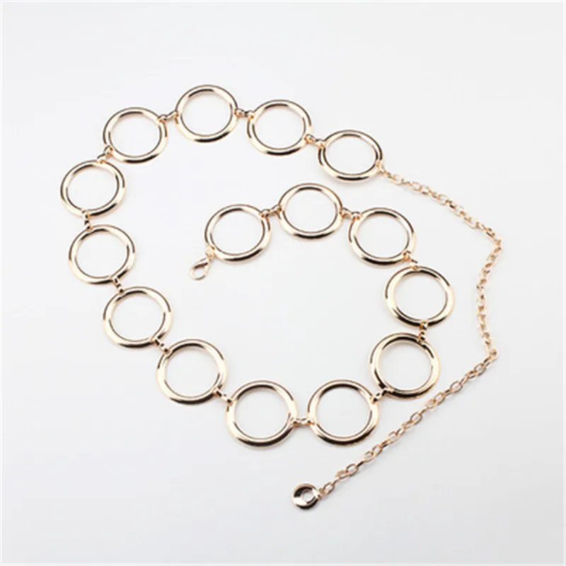 Женское тонкое платье с цепочкой украшенное листьями сердечками простой пояс