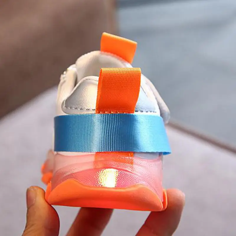 2019 с светильник кой Новое поступление односетевая спортивная обувь женские