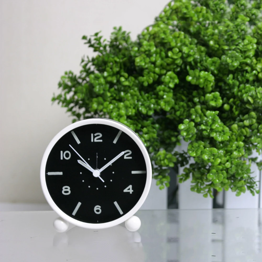 

Creative Rural Luminous Needle Alarm Clock Desktop Simple Round Quiet Student Table Clock