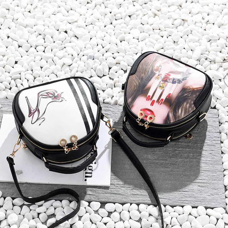 

Fashion England Style Women Shoulder Round Bag Famous Design Corssbody bag Female Messenger Bag HandBags Ladies Backpack Girls