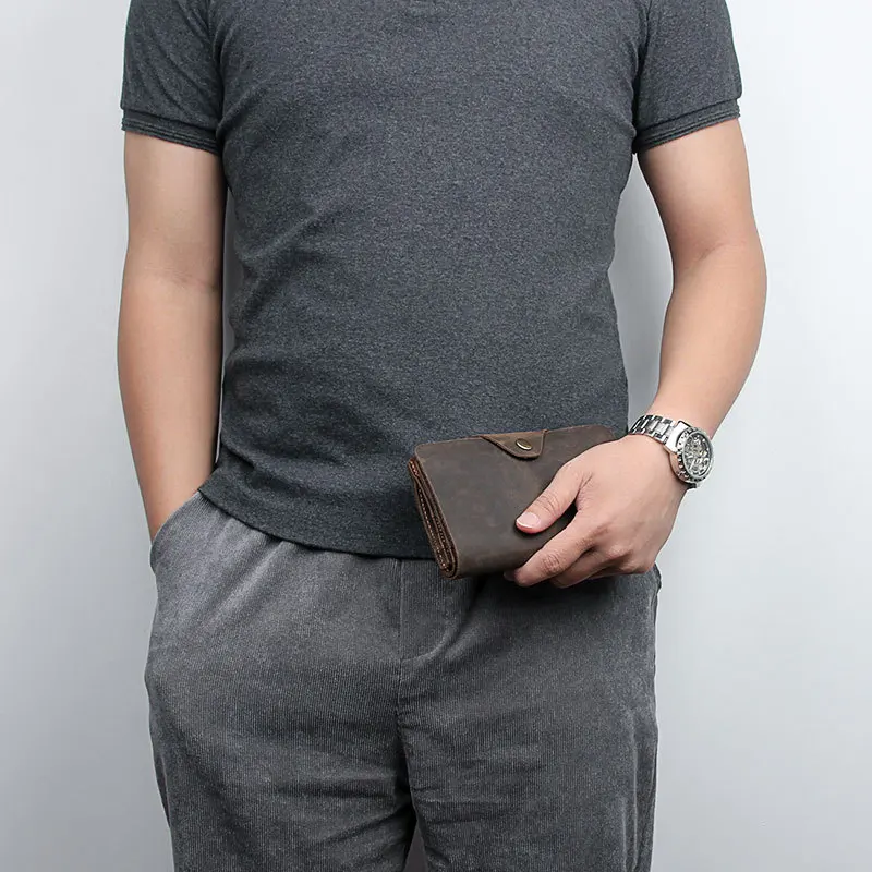 Кожаный кошелек из натуральной кожи в три сложения кожаный кошелек-клатч с