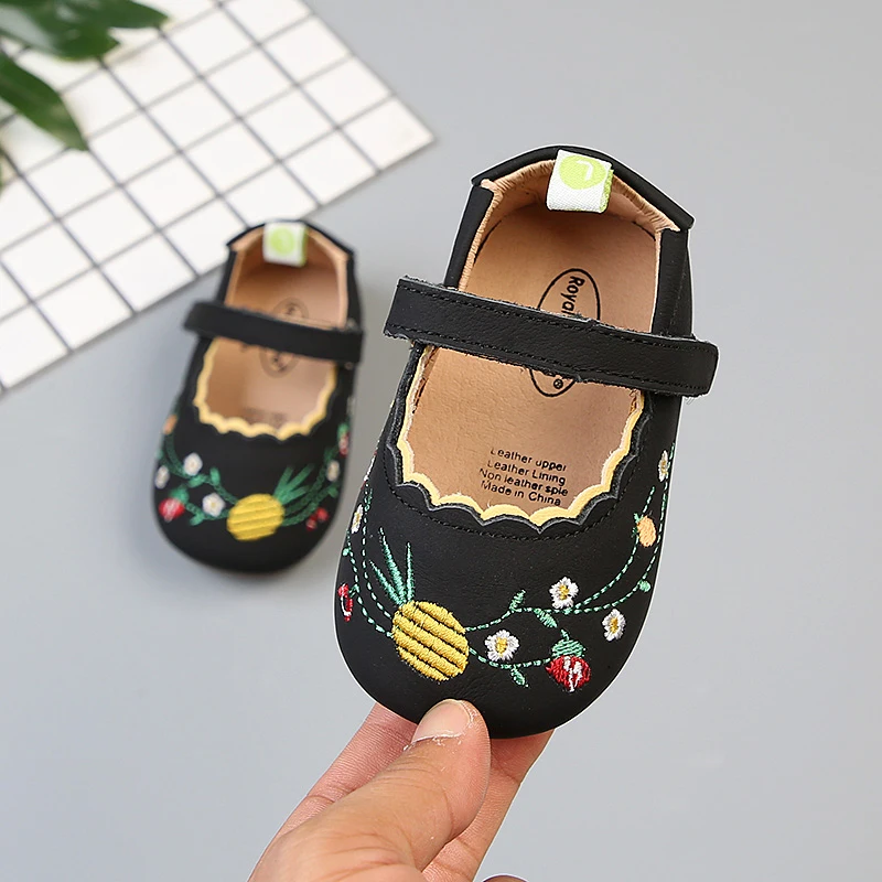Newborn Baby Girls Shoes Infant Toddler Flat Soft Footwear Flower Embroidery First Walker Moccasins Solid color SSW020