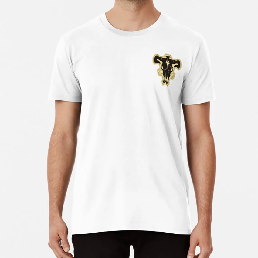 Черная футболка с изображением черного клевера логотипом гильдии аниме комикса