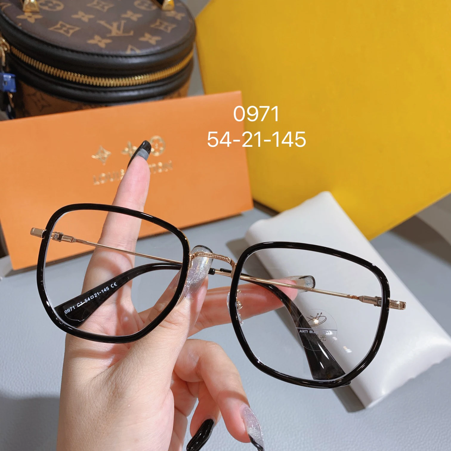 

New Fashion Prescription Glasses Frame Ultra Light Retro Polygon Men's And Women's Same Popular Glasses