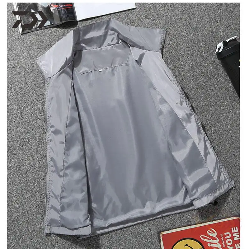 

2021 Spring Autumn Fishing Clothing Windproof Full Sleeve Casual Jacket Men Solid Outdoor Sports Hooded Plus Size Fishing Wear