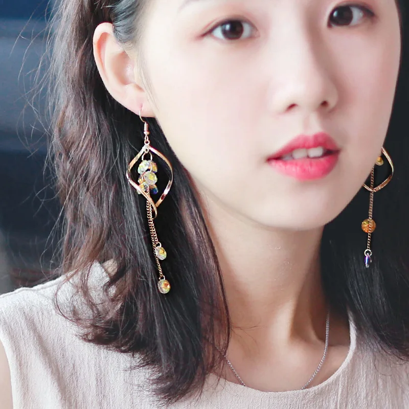 Темперамент Длинная подвеска с кисточкой и кристаллами серьги женские корейские