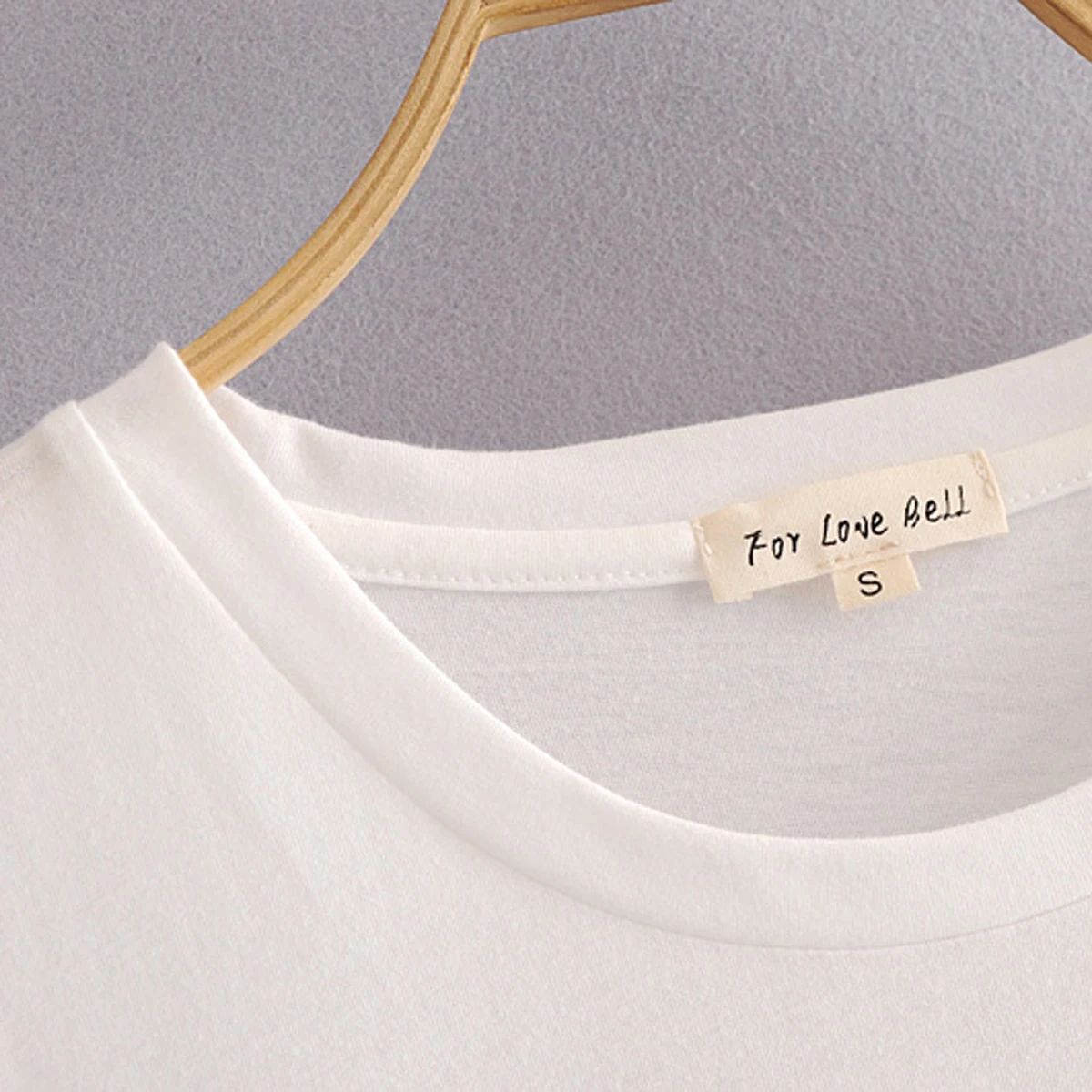 

Casual JewelNeck Cotton ShortSleeve Regular Length Tees DLSY695
