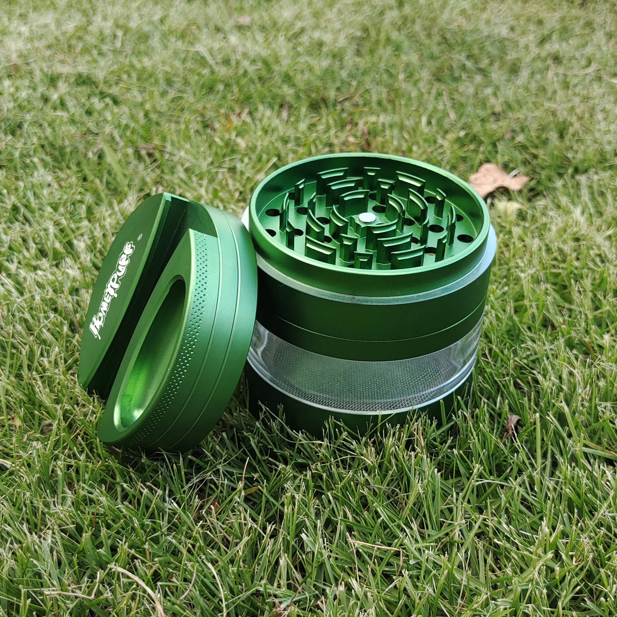 

HONEYPUFF Metal Smoking Accessories Herb Grinder Tobacco Herbal Grinder Crusher Herbsaver Grinder