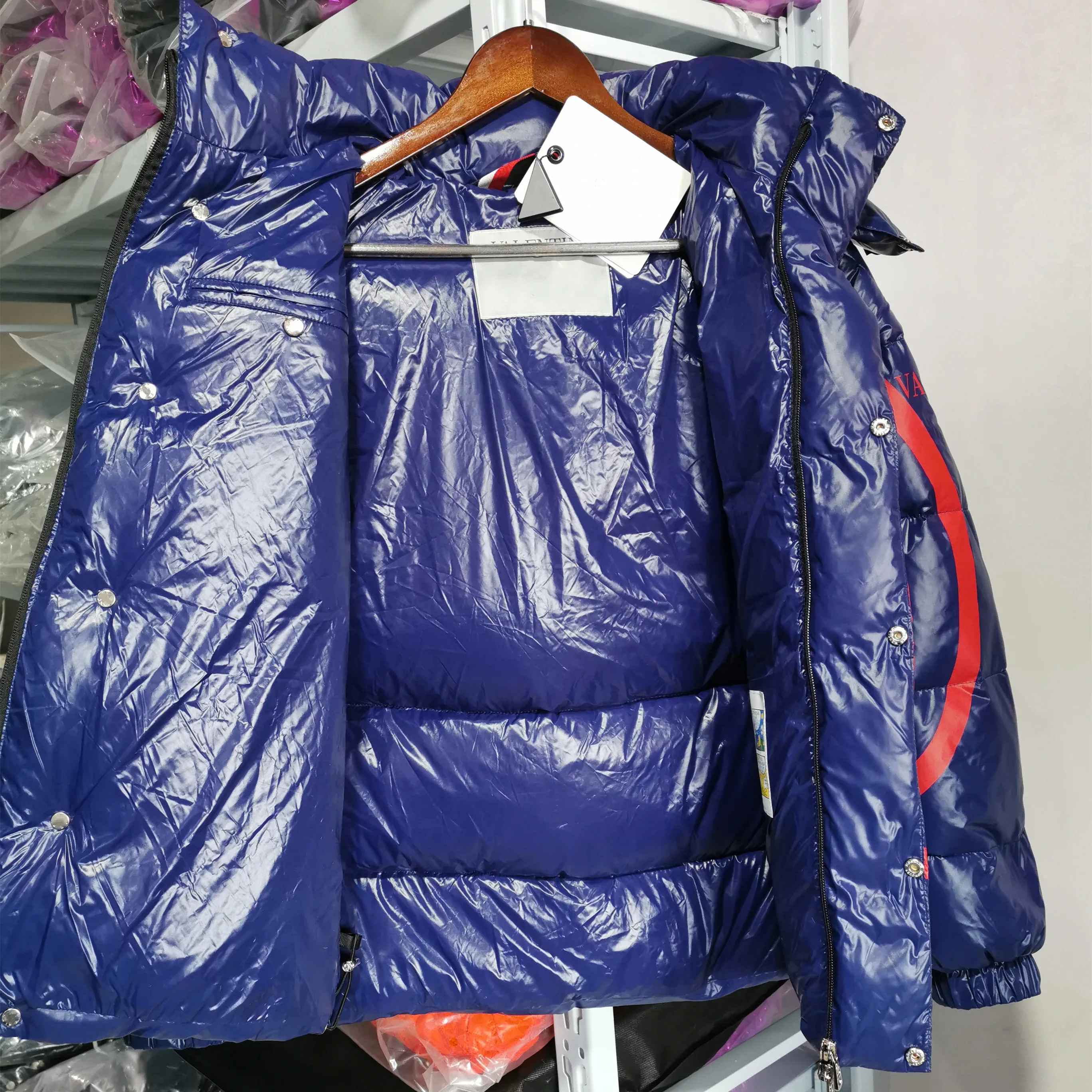 

Мужской пуховик унисекс с капюшоном и двойным логотипом, 95% белый утиный пух, фирменный Повседневный пуховик каракули на груди, размер 1-5, Му...