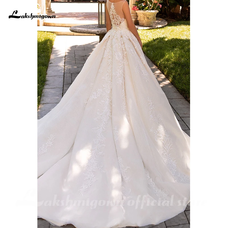 

2020 Illusion Neck Detail A-Line Wedding Dress Court Train Organza with Appliques and Beading and Sequins bridal gown Gelinlik