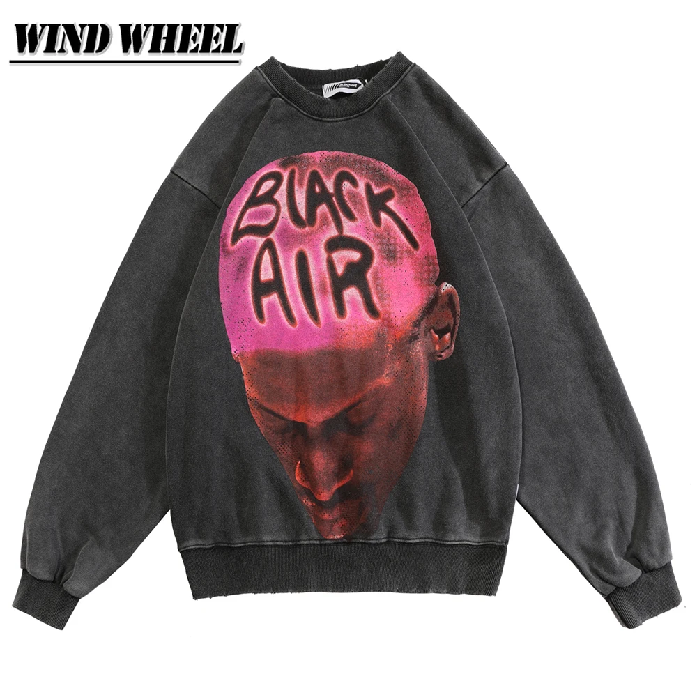 

Hoodies & Sweatshirts