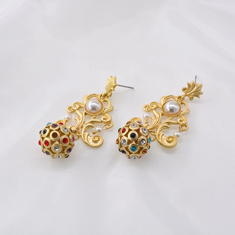 Женские винтажные серьги в стиле барокко Золотые подвески Корейском длинные с