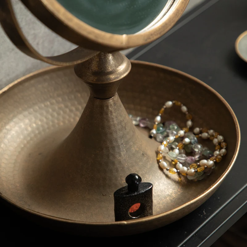 Зеркало для макияжа на одно лицо ручной работы с круглой ювелирной тарелкой