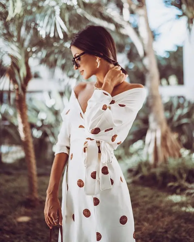 

Linglewei New Spring and Summer Women's Dress off shoulder Lace Up Dress Medium Length dress