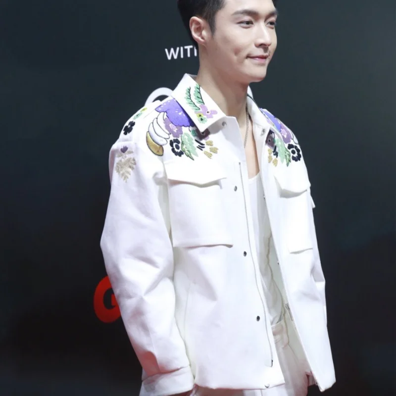 

2021 Spring New Yokosuka Embroidery Printing White Embroidery Jacket Casual Jacket Couple Top Korean Clothes Jackets for Men