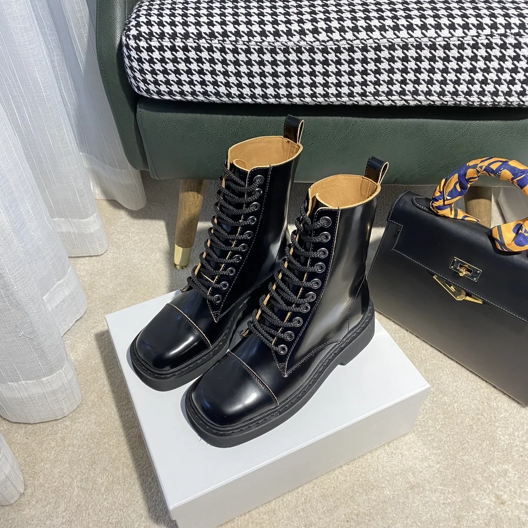 

2021 Spring Winter New Fashion Genuine Leather Boots Women Platform Increasing Casual Lace Up Martin Boots Designer Luxry Shoes