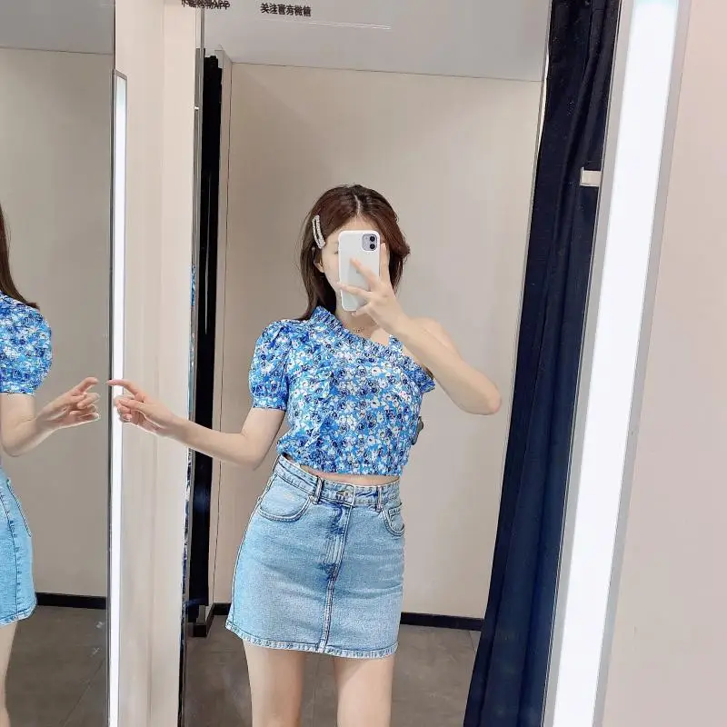 

Summer ladies floral strapless short-sleeved T-shirt tops sexy thin short-sleeved flowers short-sleeved T-shirt