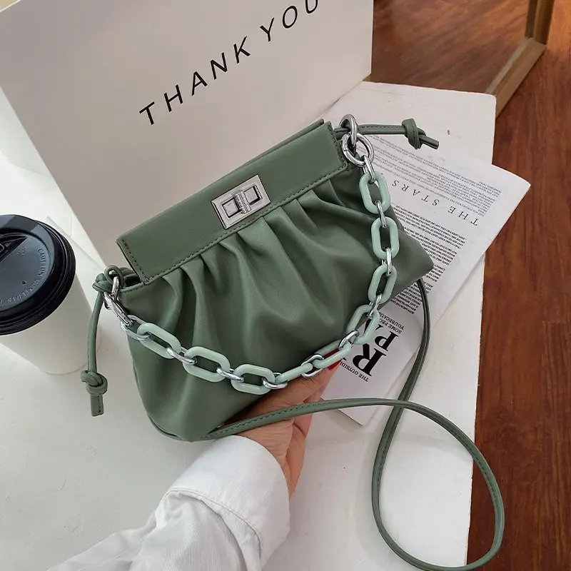 

Designer Solid Color Leather Thick Chain Travel Shoulder Bags for Women 2021 Fashion Trend Autumn and Winter New Handbag Bag
