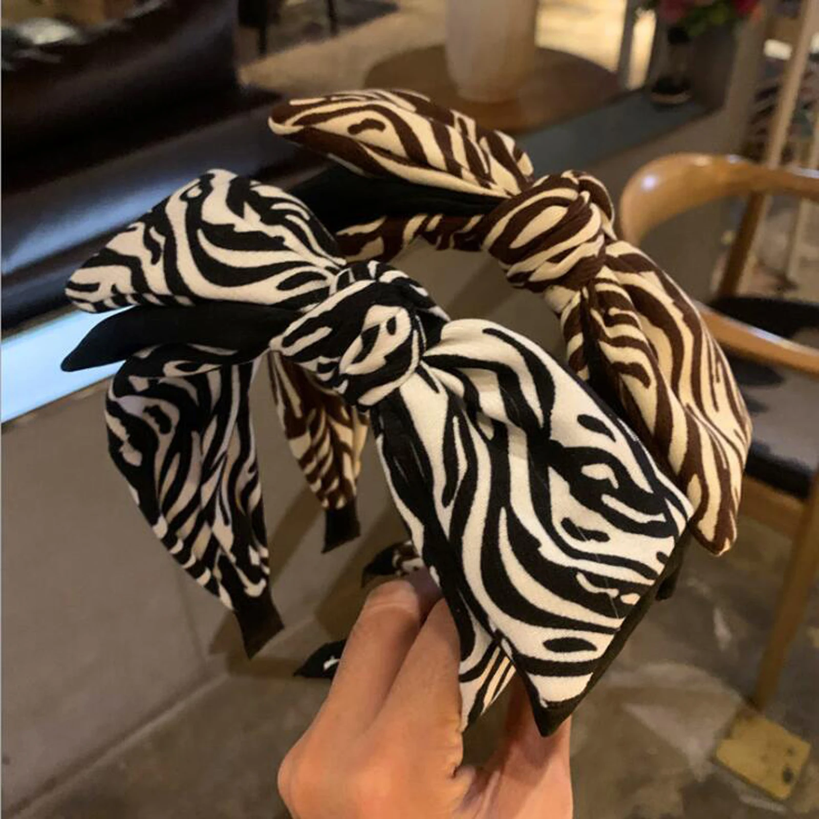 Повязка для волос женская леопардовая с большим бантом |