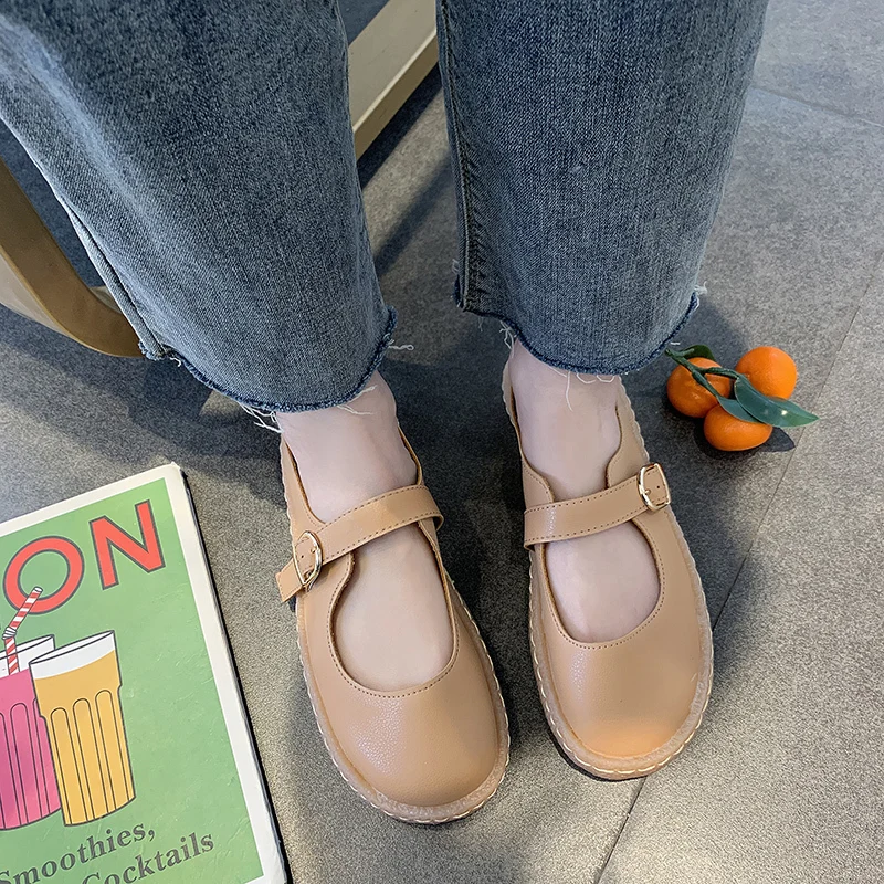 

Wild version of the comfortable work shoes women new Round head version of Joker shallow Grandma shoes square Bean shoes U15-55