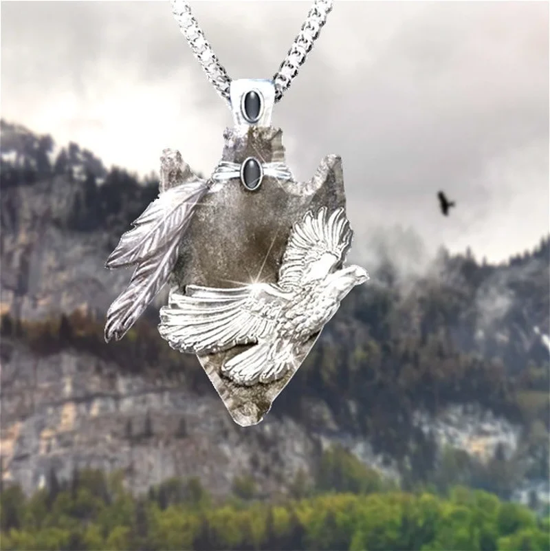

Vintage Geometric Arrow Pendant Carved Feather Eagle Necklace Men's Fashion Pendant Gothic Punk Hip Hop Gift Necklace Wholesale