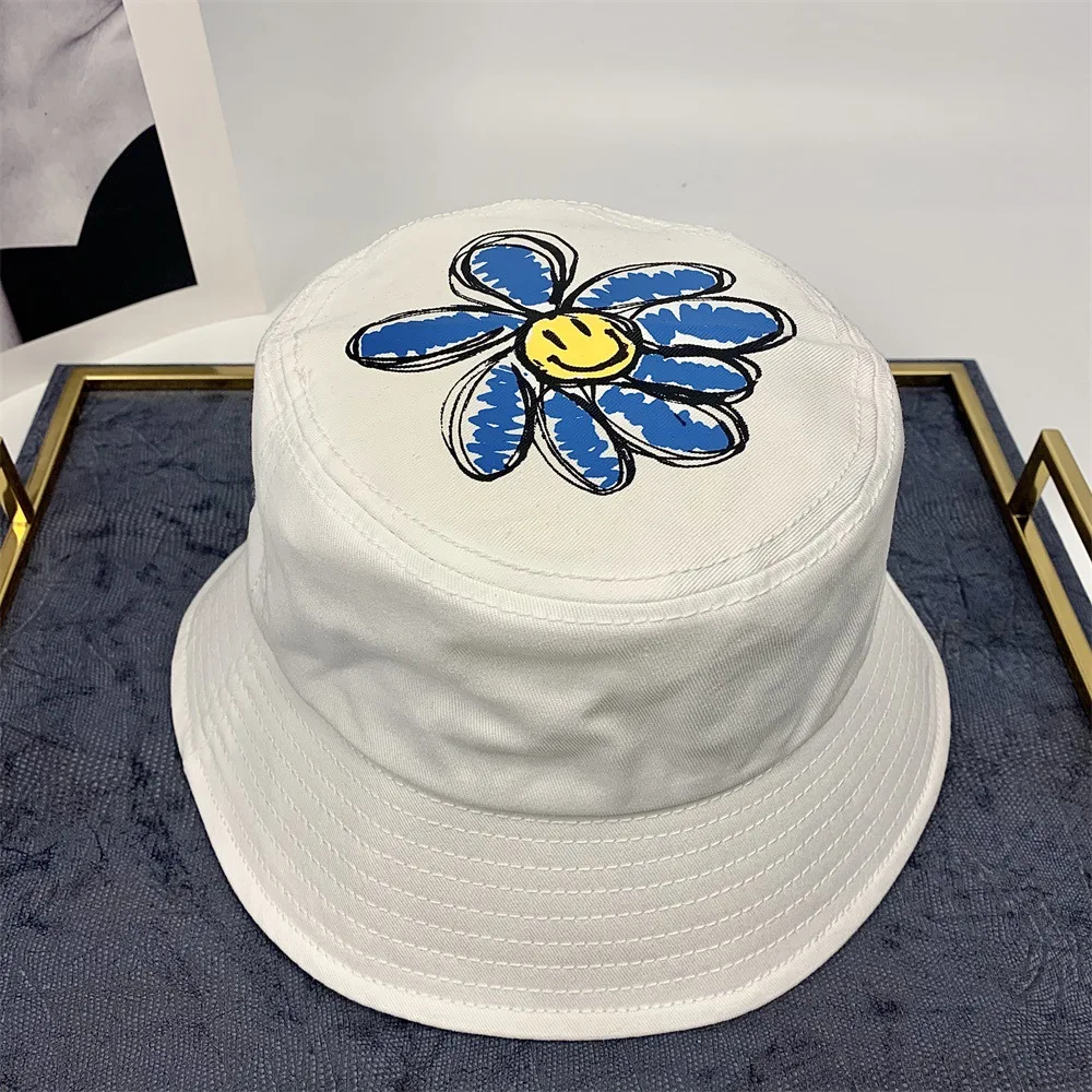 

Summer Daisies Bucket Hat Women Fashion Cotton Beach Sun Hats Reversible Bob Chapeau Femme Booine Militar Hat Fisherman Hat