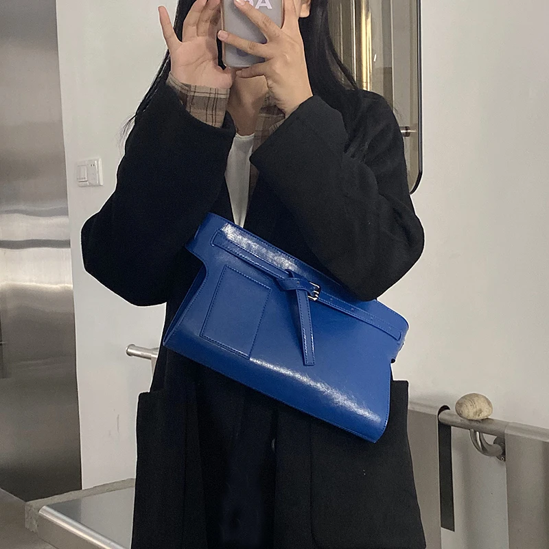 

2021 Bags for Women New Niche Design Personalized Messenger Bag Fashion Trend All-Match Shoulder Bag Chest Bag Vintage Retro Bag