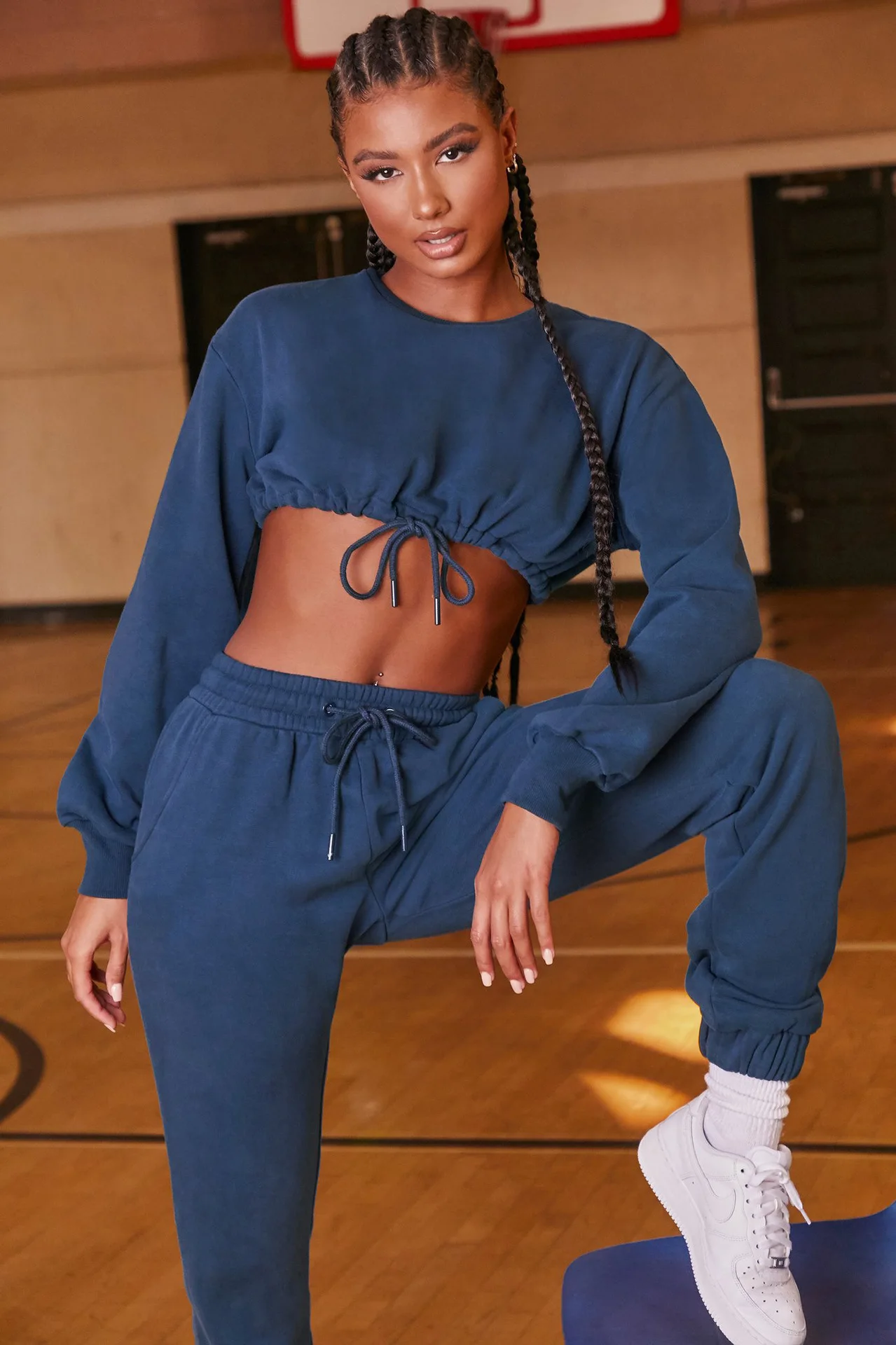 

Two Piece Set Women Long Sleeve Strength Crop Top and Drawstring Joggers Pants Outfit Tracksuit Sweatsuit Wholesale Dropshipping