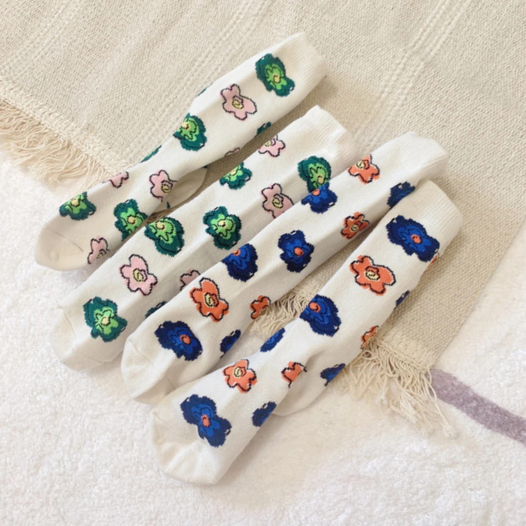 Calcetines de algod&oacute;n peinado con flores para ni&ntilde;a, medias de estilo Retro coreano, para primavera y oto&ntilde;o, 4 pares, novedad-3
