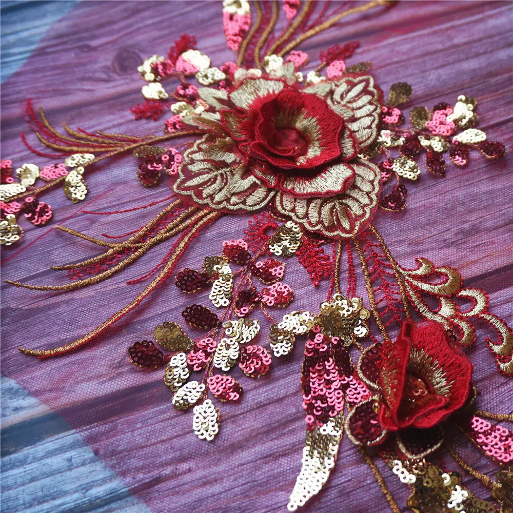 Кружевная ткань с красными золотыми блестками и цветами вышитая кисточка