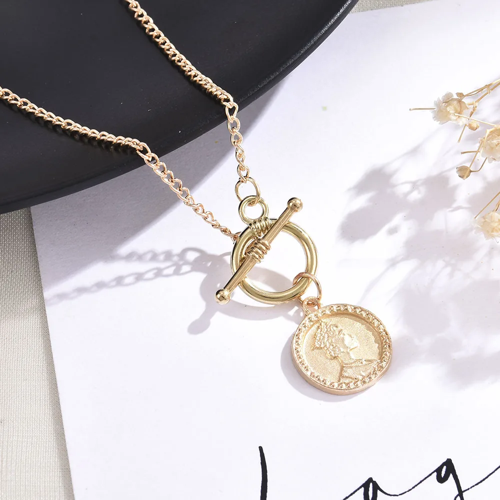 

European and American Style Punk Hip-hop Design Sense Queen Coin Pendant Necklace Female Korean Fashion Metal Clavicle Chain