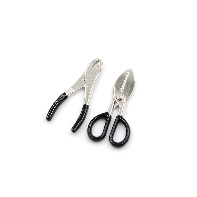 

8pcs 1:12 Scale Miniature Metal Hand Tools Set Dolls House Accessories Good Quality