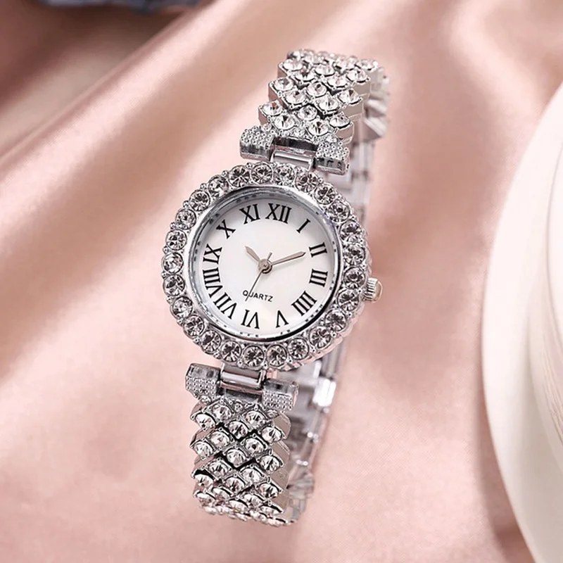 

YUNAO Fashion Luxury Full Diamond Steel Band Watch Women Fashion Rhinestone Roman Quartz Watch Women's Watch White Collar Watch