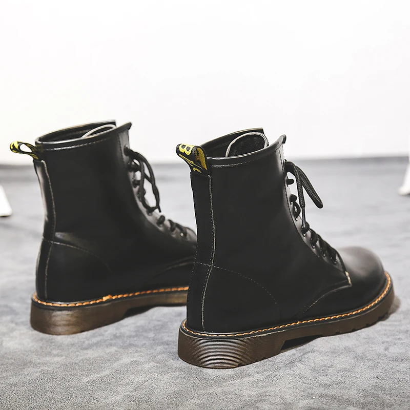 Женские мотоциклетные ботинки на танкетке черные кожаные оксфорды платформе со