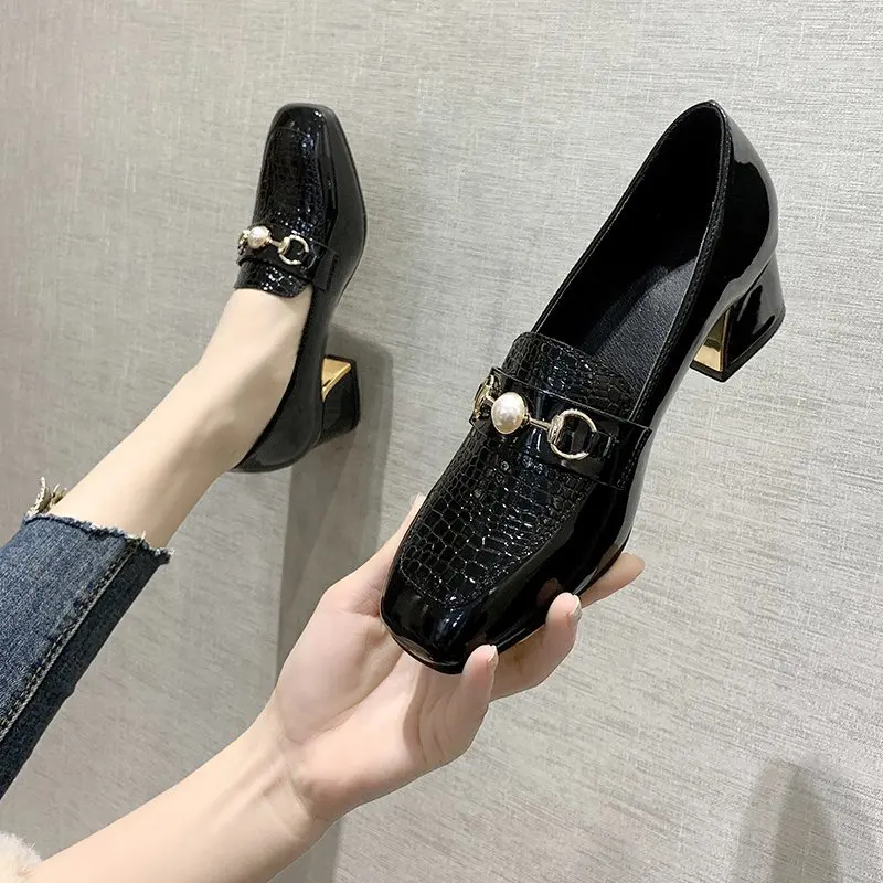 

Women Vulcanize Shoes 2021 New Casual Fashion Patent Leather Loafers Ladies Spring Autumn Lady Footwear Zapatillas Mujer