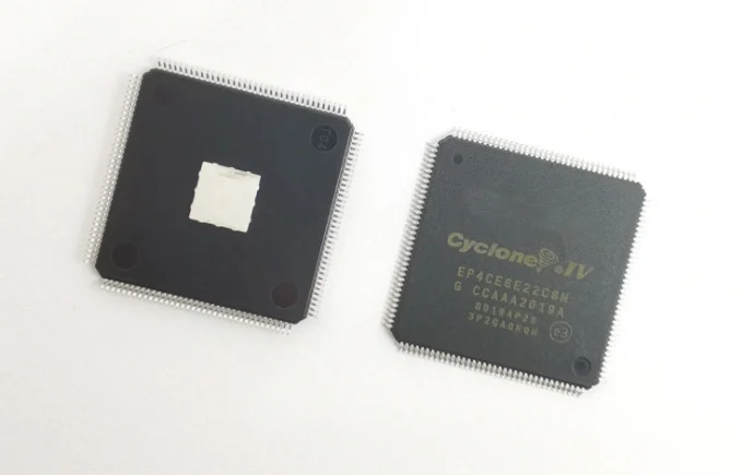 

5PCS New LPC2138FBD64 EP4CE6E22C8N QFP