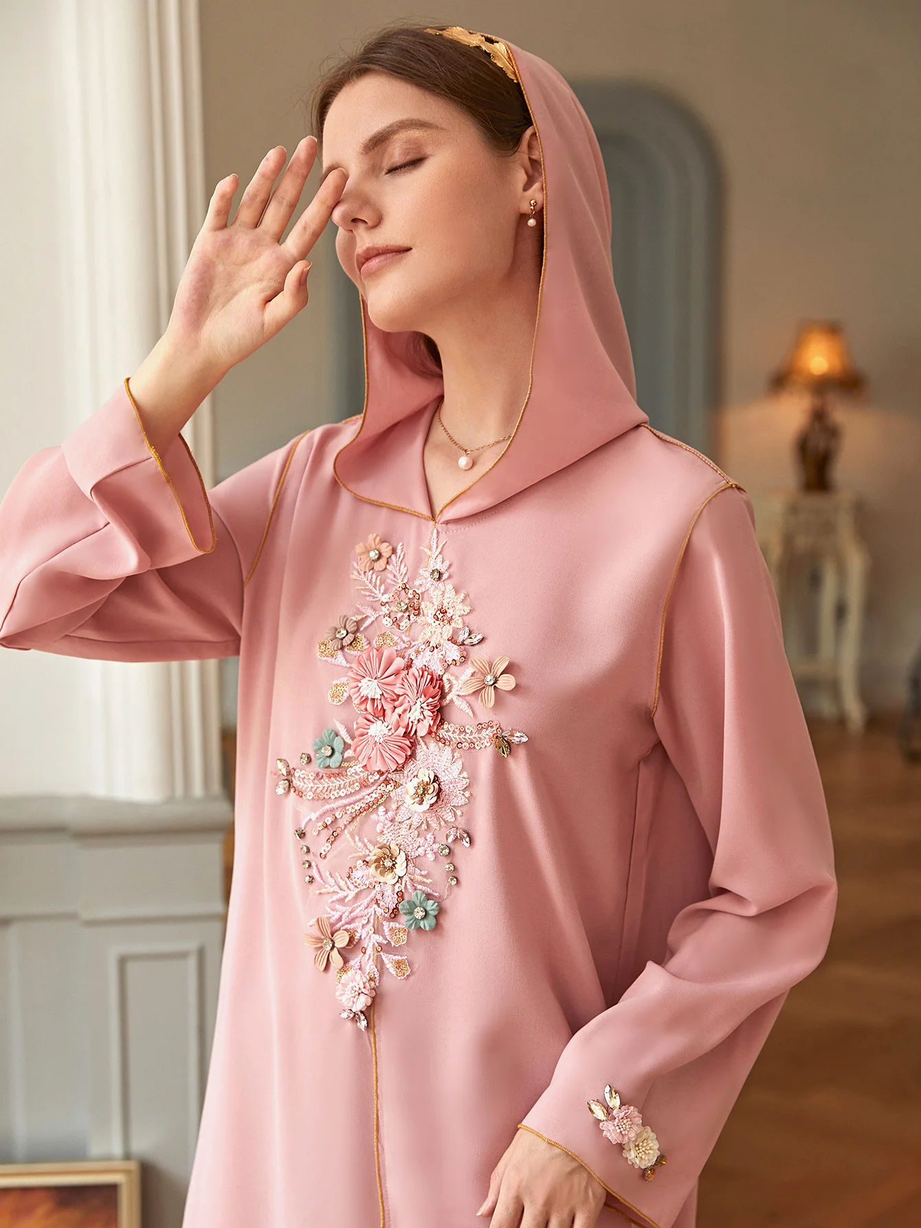Женское мусульманское платье WEPBEL розовое Повседневное с капюшоном и цветами