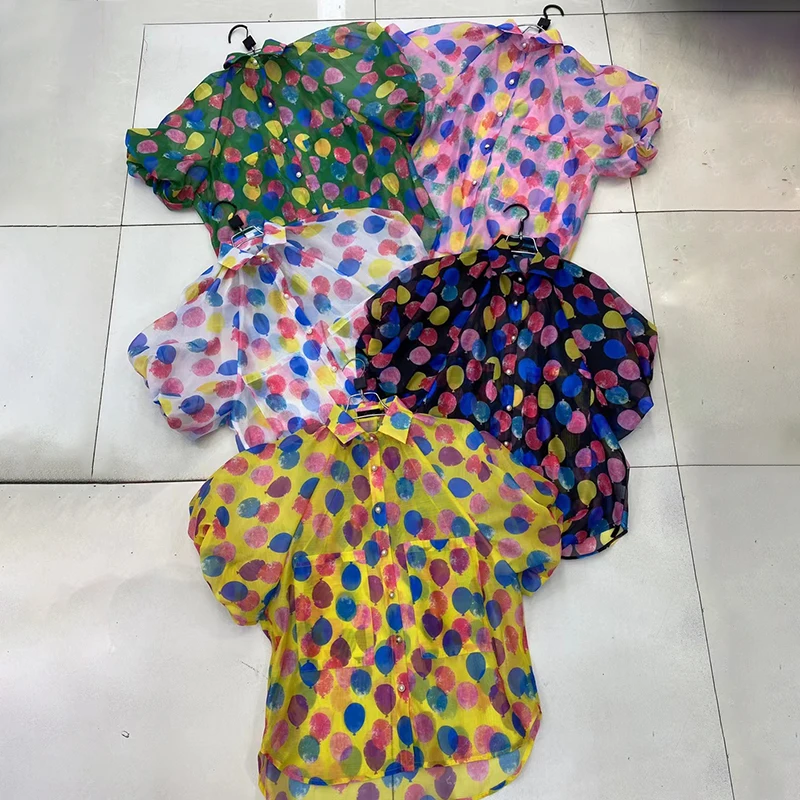 

TWOTWINSTYLE Casual Hit Color Print Shirts For Women Lapel Puff Short Sleeve Vintage Straight Blouses Female 2021 Summer Fashion