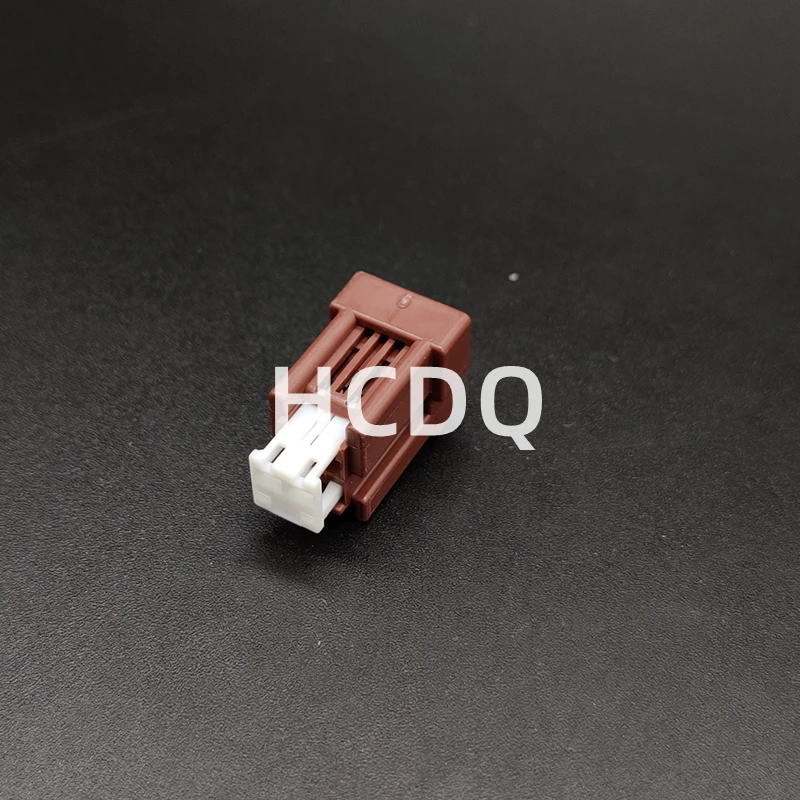 10PCS Original and genuine 6098-8099 automobile connector plug housing supplied from stock
