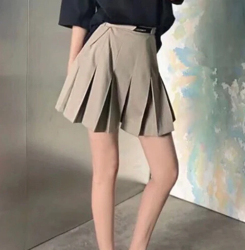 

Designer Clothes High Quality Women Casual Fashion Letter Velcro Pleated Shorts Skirt