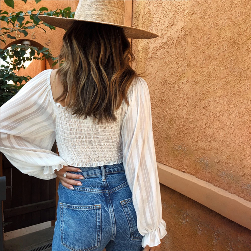 Женская блузка с V-образным вырезом и рукавами-фонариками | одежда