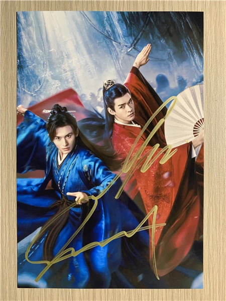 Китайская надпись WuXia Word Of Honor Gong фото Jun Zhang Zhehan с подписью Wink Xing Ah Xu Wuhu