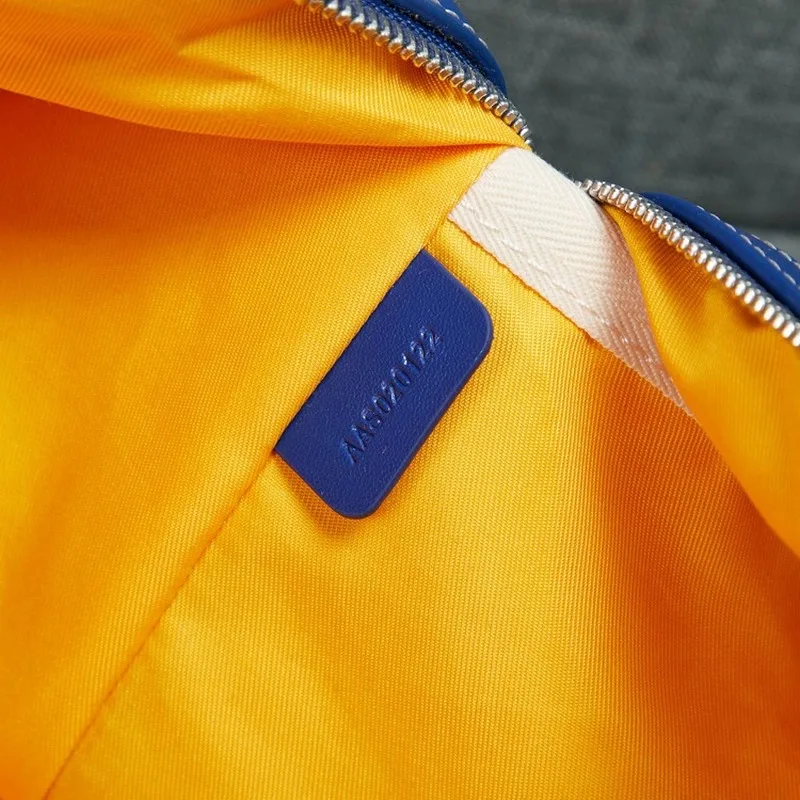 

2021 new travel bag neutral universal fashion casual large-capacity portable diagonal designer bag