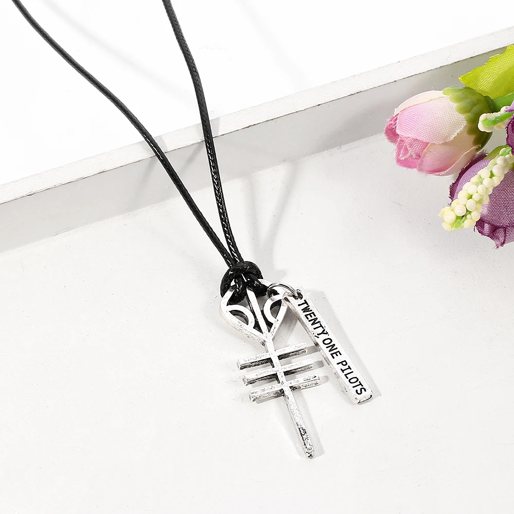 21 Twenty One Pilots Rock Band Skeleton Necklaces &amp Pendants Cord BFF Best Friends Necklace Punk Men Women Music Hip Hop Jewelry |