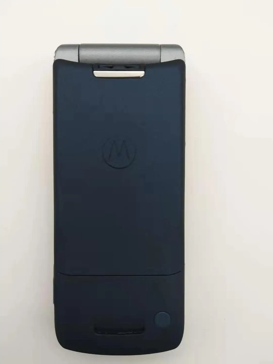 Motorola Krzr K1 флип разблокированный GSM Bluetooth MP3 FM радио мобильный телефон Восстановленный