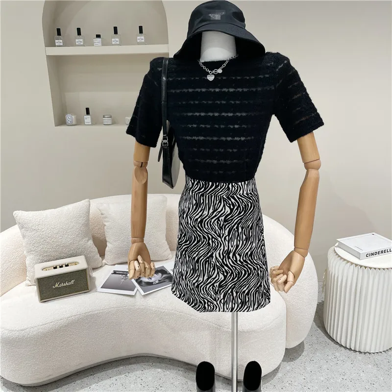 

Women's Spring Summer 2021 Fashion Lace short sleeve Bottoming shirt Cut out Pullover Chiffon Top